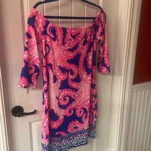 Lilly Pulitzer off the shoulder stretch dress Large